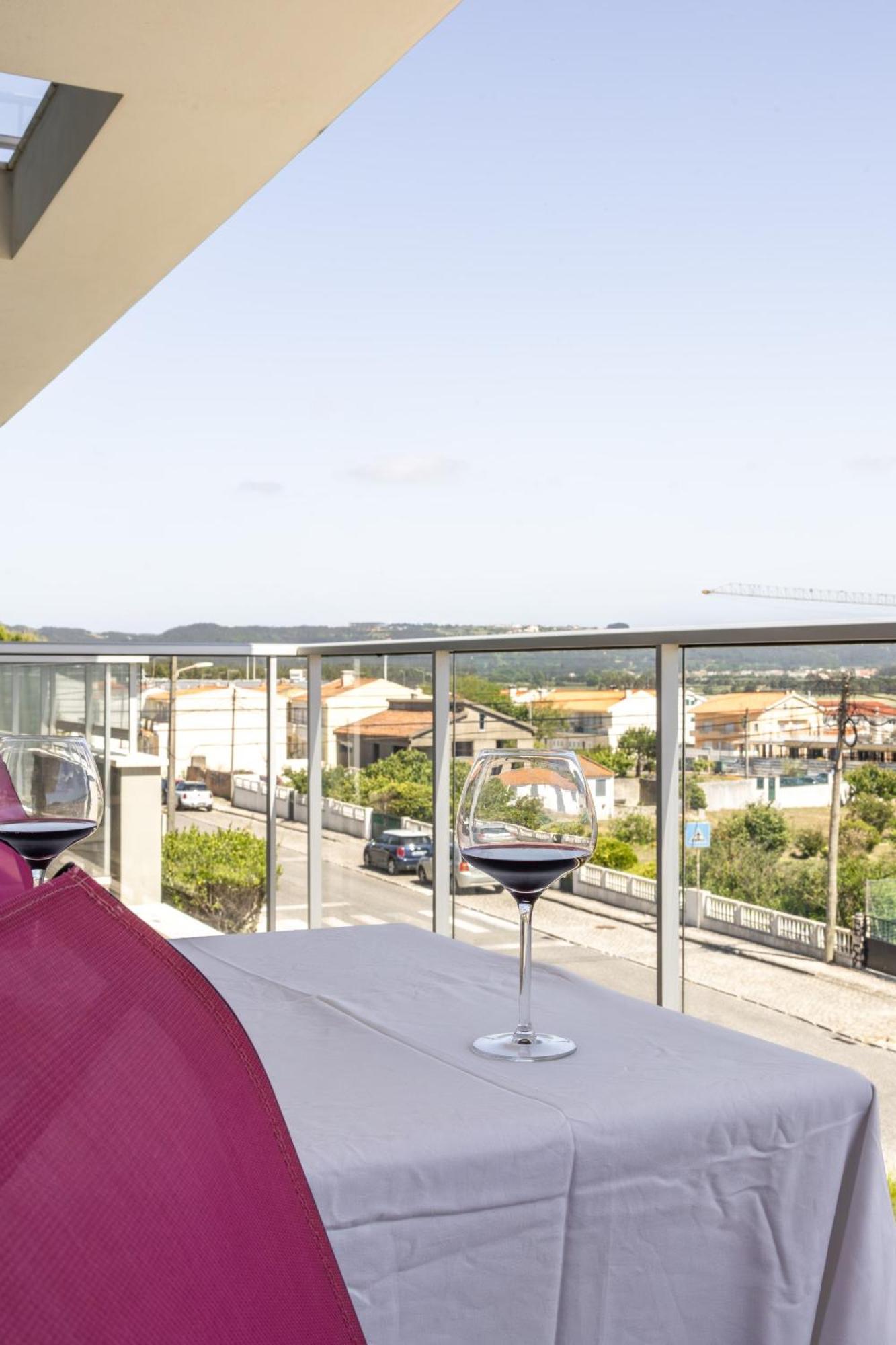 Sunrise - Com Vista Para A Vila Sao Martinho do Porto Ngoại thất bức ảnh